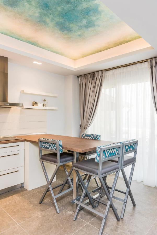 Bella Terra Houses Roda  Exterior photo